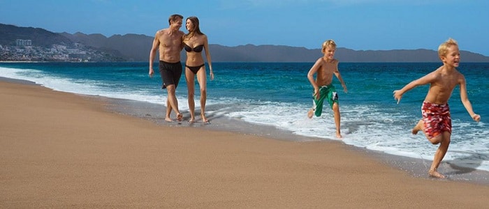 now-amber-family-beach